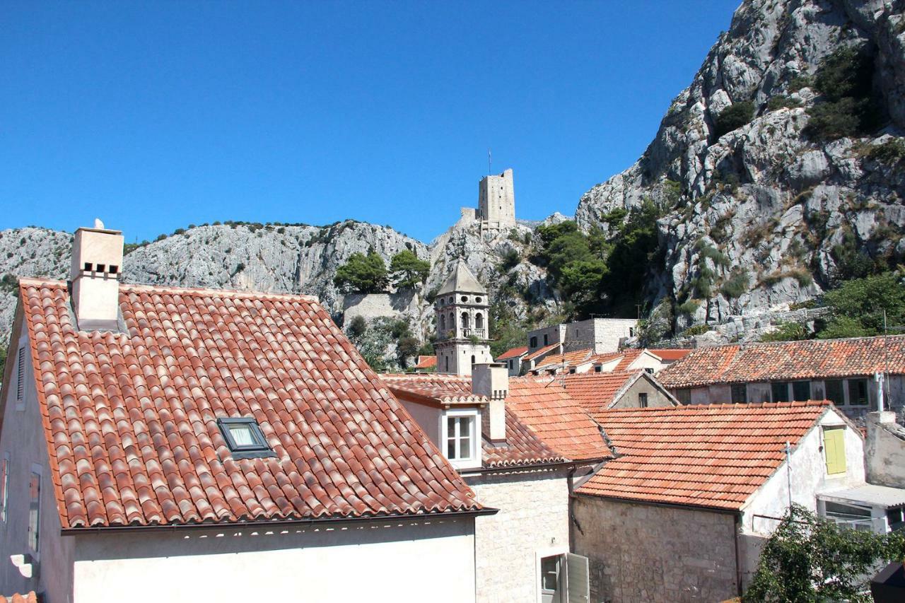 Aparment Mimica-Croatia , Omis , center Omiš Exterior foto