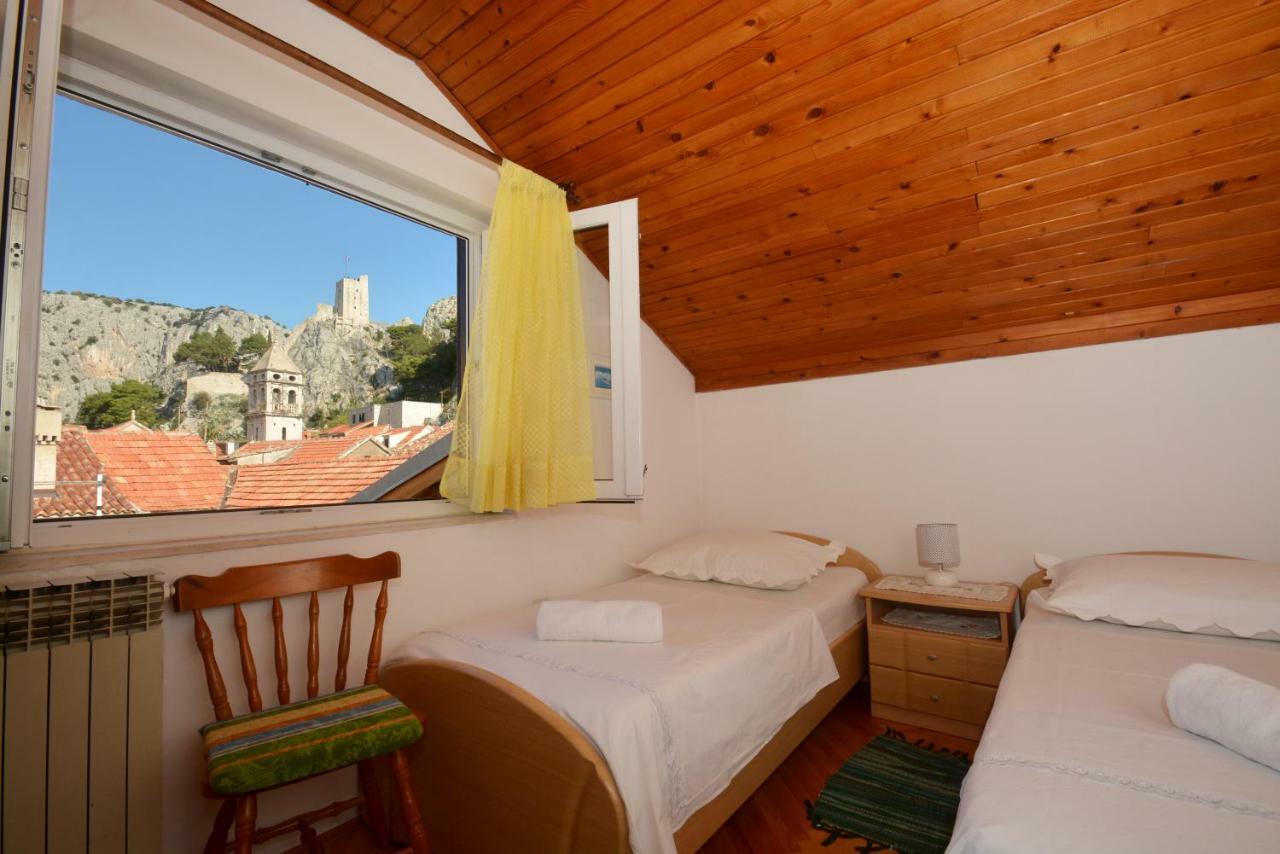 Aparment Mimica-Croatia , Omis , center Omiš Exterior foto